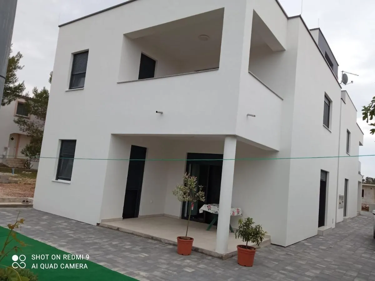 Apartman Franc S Vir