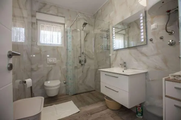 Apartman Franc S Vir
