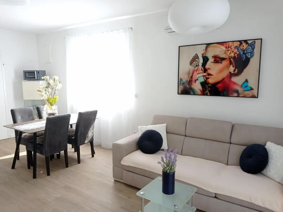 Appartamento Apartman Franc S Vir